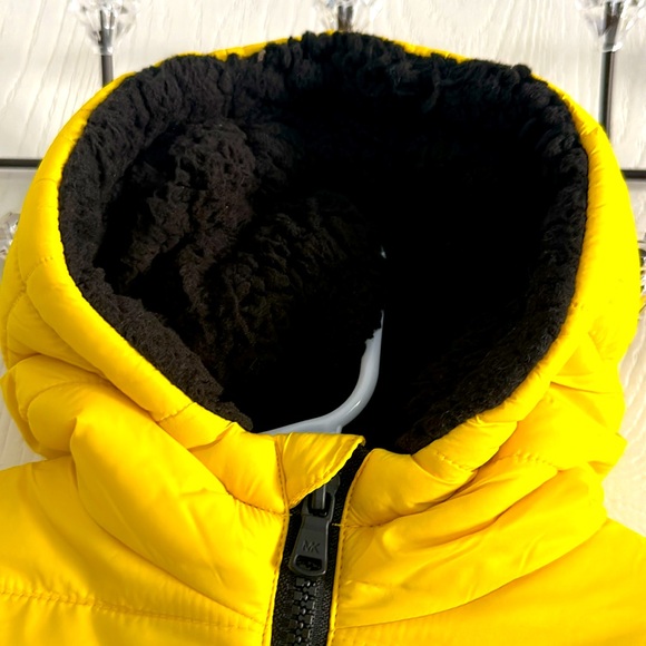 NEW MICHAEL KORS UNISEX BABY JACKET SIZE 24 Mos - Picture 6 of 7